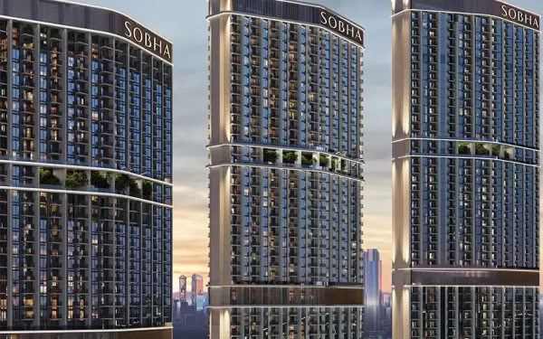 360 Riverside Crescent — image 1